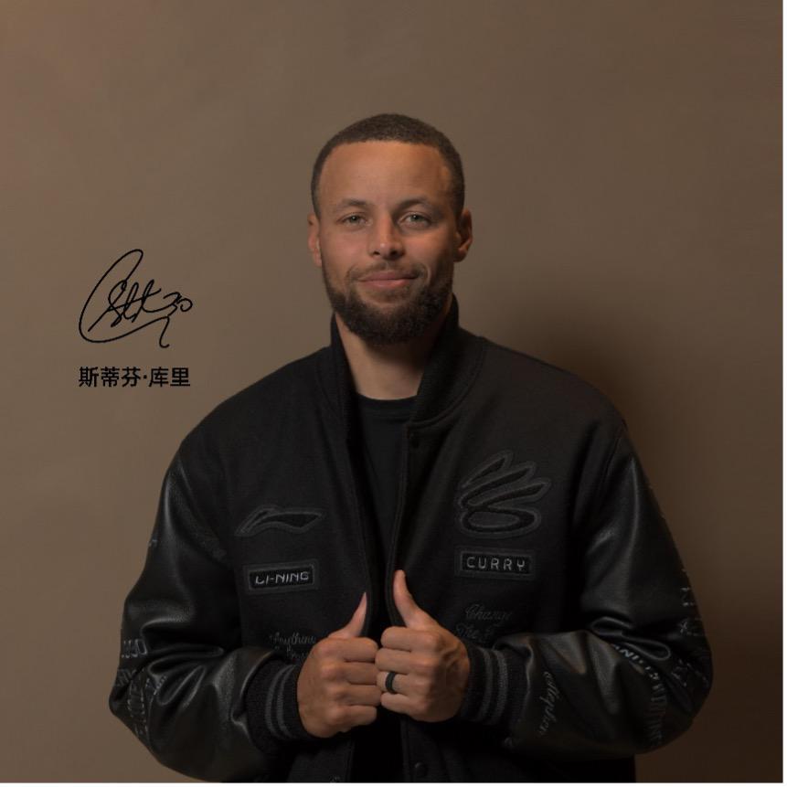 中欧体育官方入口-牵手库里，李宁有何深意？